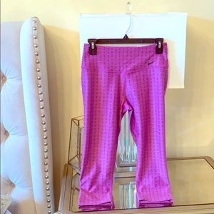 *New* Nike Women's Legend Poly Beam Cosmic Capri